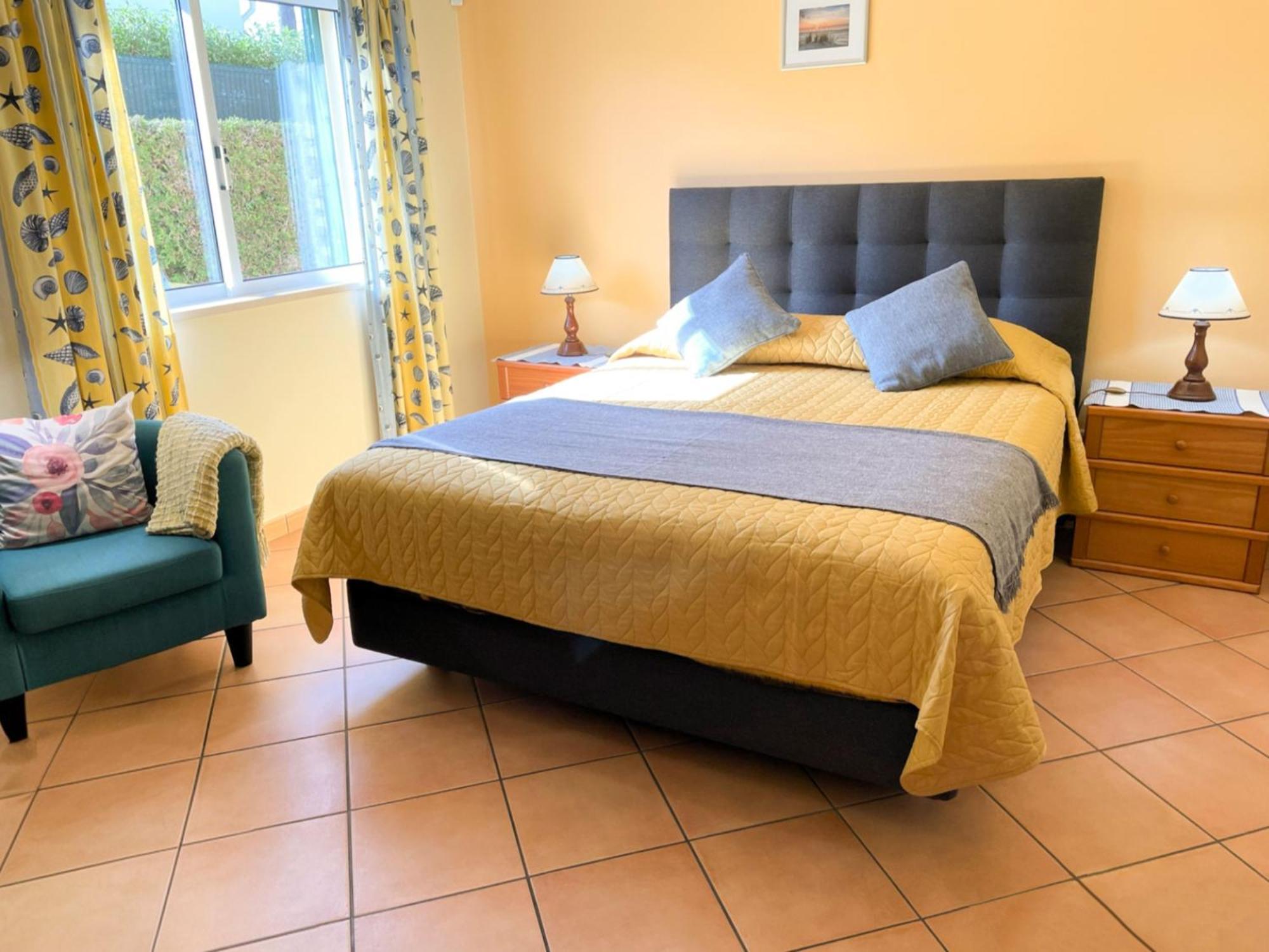 Villa Eber - Independent 1 & 2 Bedroom Apartments, Pool, Air Con, Fast Wi-Fi, Near Old Town Of Albufeira And Beaches מראה חיצוני תמונה