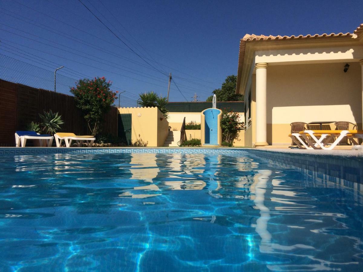 Villa Eber - Independent 1 & 2 Bedroom Apartments, Pool, Air Con, Fast Wi-Fi, Near Old Town Of Albufeira And Beaches מראה חיצוני תמונה