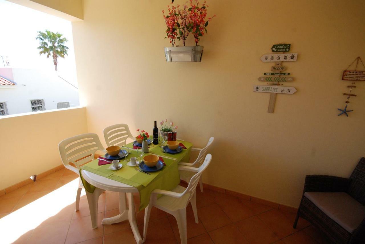 Villa Eber - Independent 1 & 2 Bedroom Apartments, Pool, Air Con, Fast Wi-Fi, Near Old Town Of Albufeira And Beaches מראה חיצוני תמונה