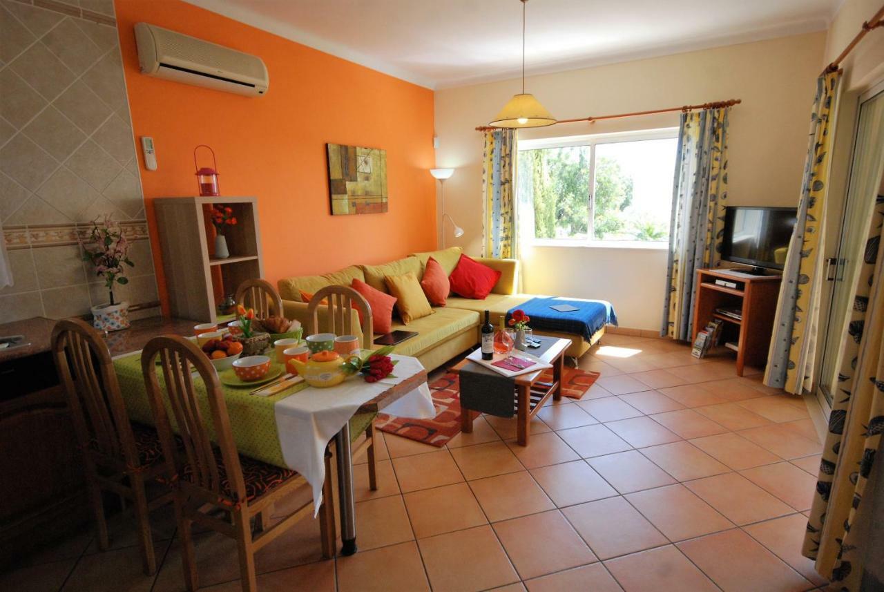Villa Eber - Independent 1 & 2 Bedroom Apartments, Pool, Air Con, Fast Wi-Fi, Near Old Town Of Albufeira And Beaches מראה חיצוני תמונה