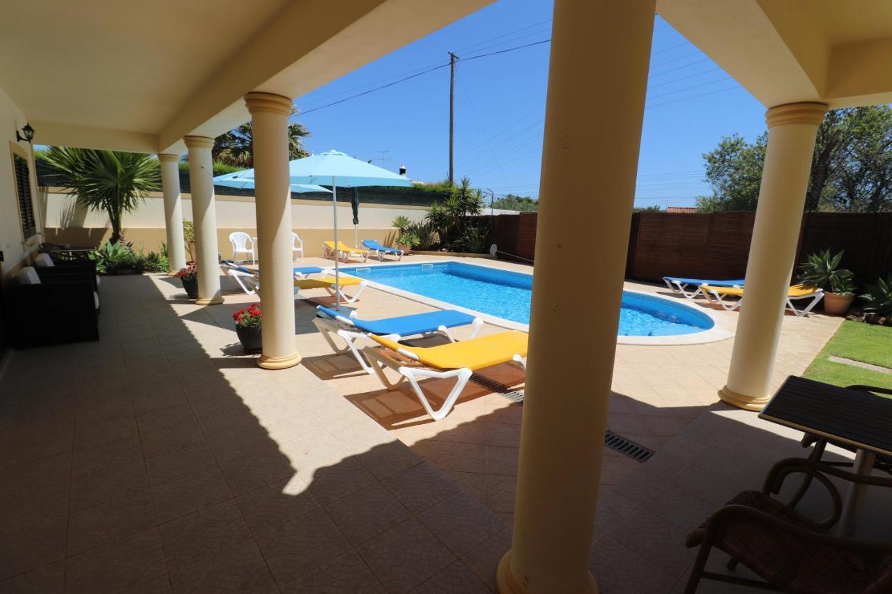 Villa Eber - Independent 1 & 2 Bedroom Apartments, Pool, Air Con, Fast Wi-Fi, Near Old Town Of Albufeira And Beaches מראה חיצוני תמונה